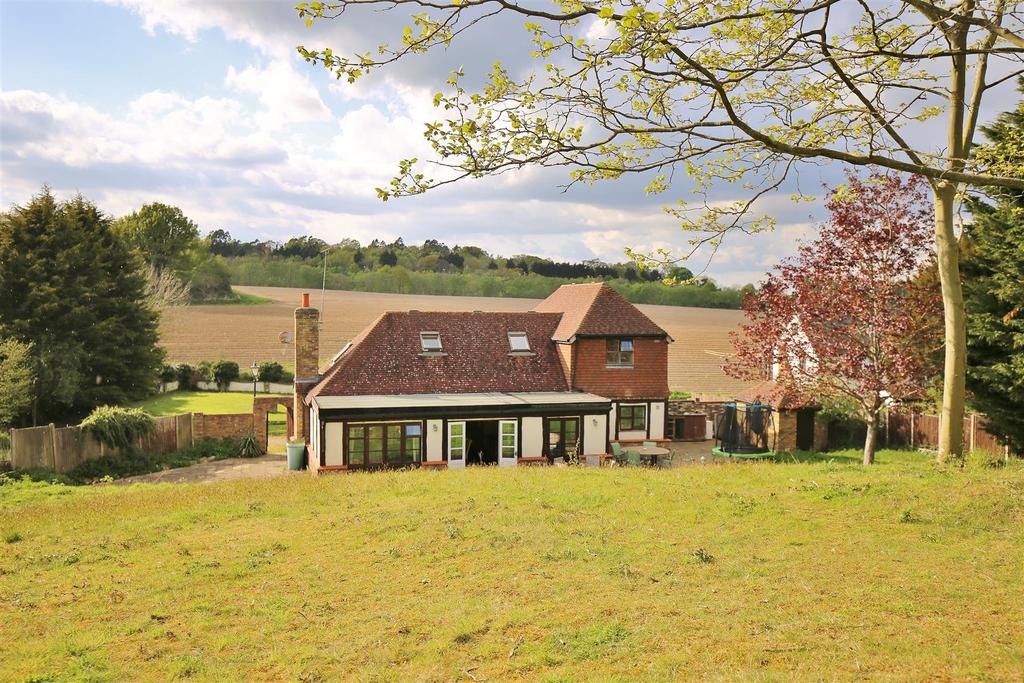 Swanley Village, Swanley 3 bed detached house for sale £800,000