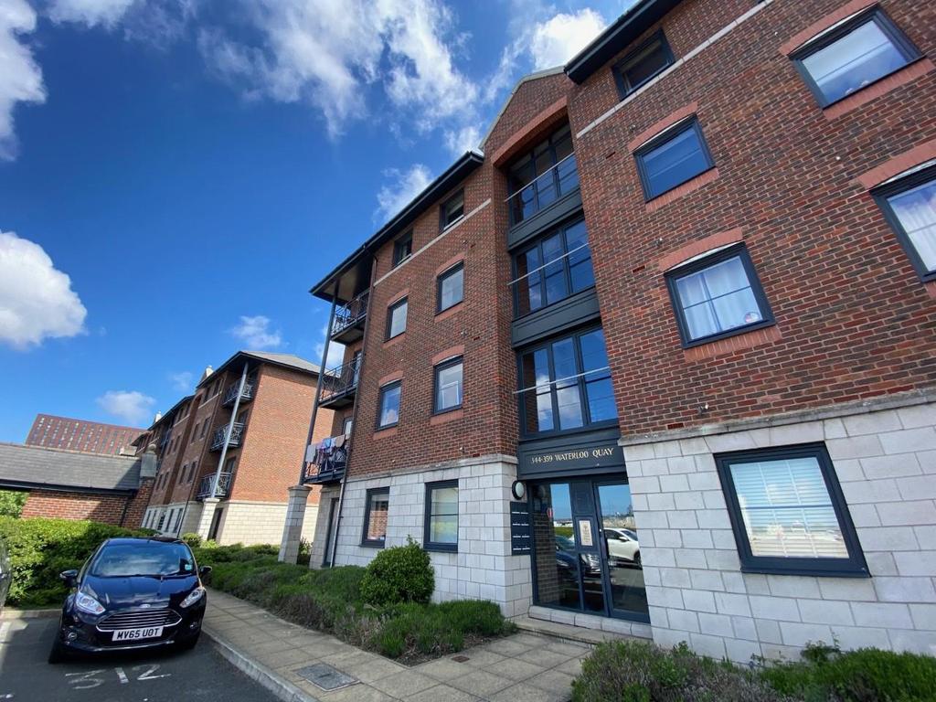 Waterloo Road, Liverpool 2 bed apartment £750 pcm (£173 pw)