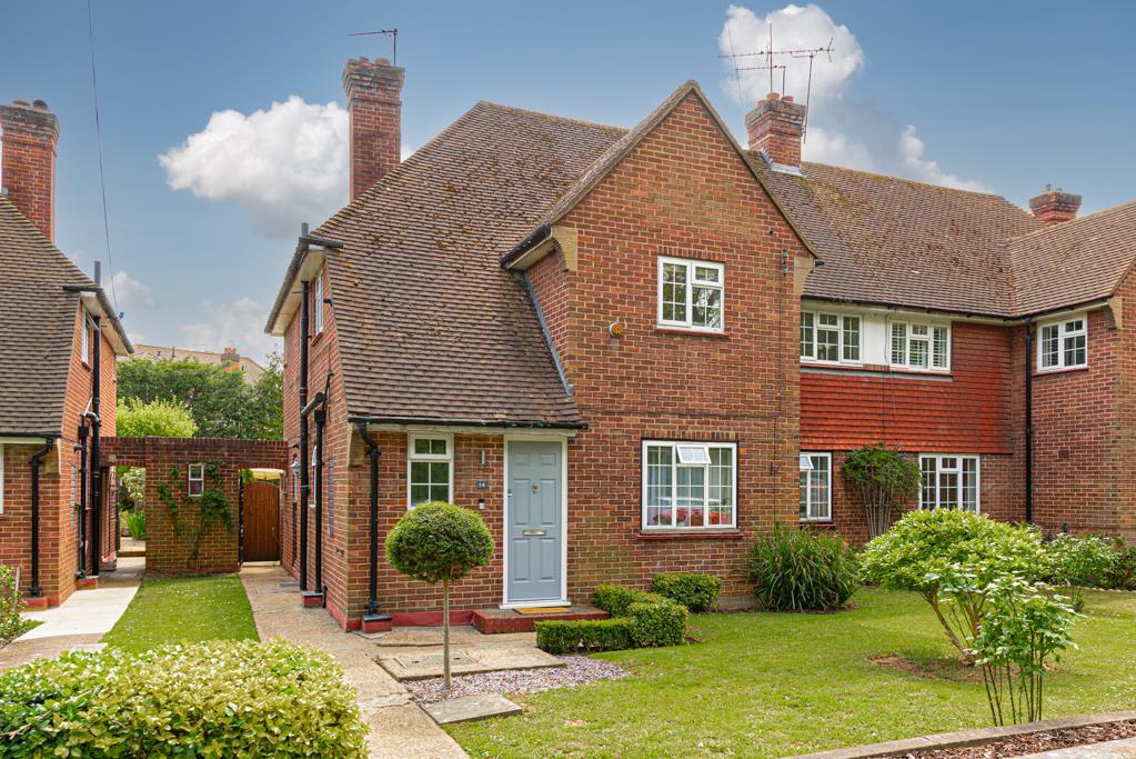 Worcester Park Road, Worcester Park 2 bed for sale £365,000