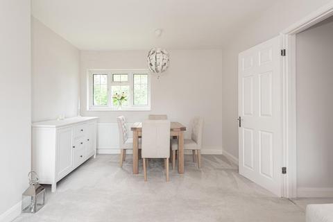 14 Worcester Park Road, Worcester Park, KT4 7QD