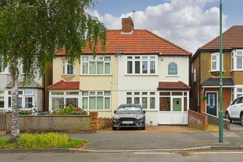 10 Boscombe Road, Worcester Park, KT4 8PL