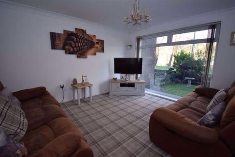 3 bedroom property to rent - Ainsworth Avenue, South Shields