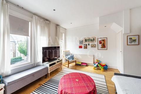 2 bedroom duplex to rent, Torbay Road, London, NW6