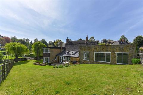 5 bedroom detached house for sale - Boughton