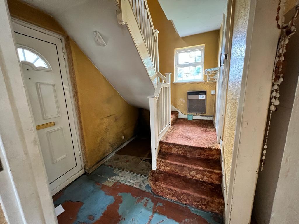 Lindsey Road, Dagenham 3 bed end of terrace house £395,000