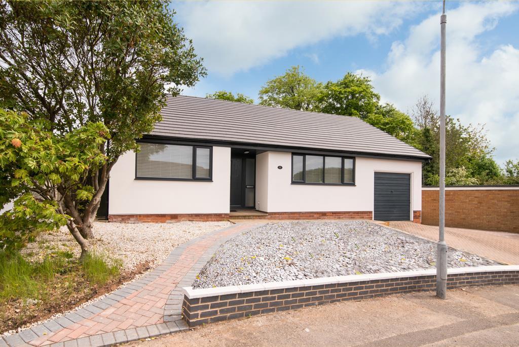 Foxhill Road, Burton Joyce 4 bed detached bungalow £465,000