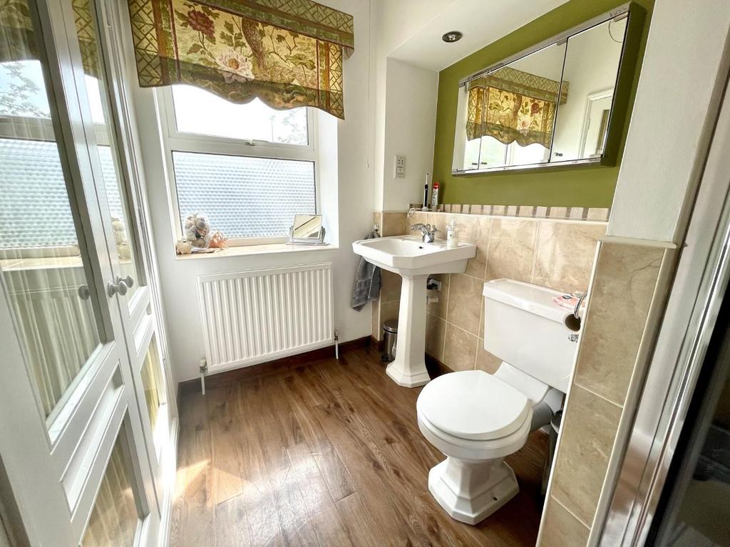 Ensuite.jpg
