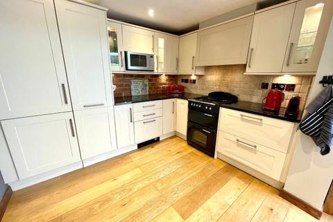 17 Coldstream Lane, Hardingstone, Northampton, NN4 6DB
