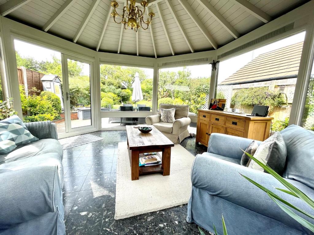 Garden Room.jpg