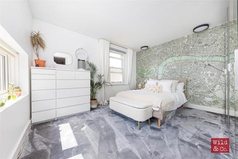21c Brookfield Road, Hackney, London, E9 5AH