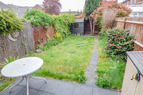 5 Armoury Drive, Gravesend, DA12 1LZ