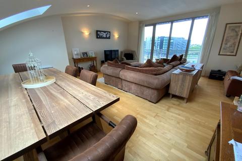 3 bedroom penthouse for sale - Pierhead View, Penarth