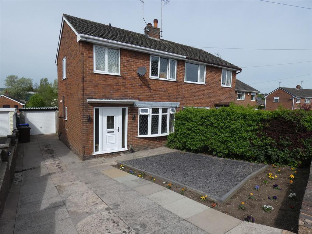 Thorley Drive, Cheadle, StokeOnTrent 3 bed semidetached house £195,950