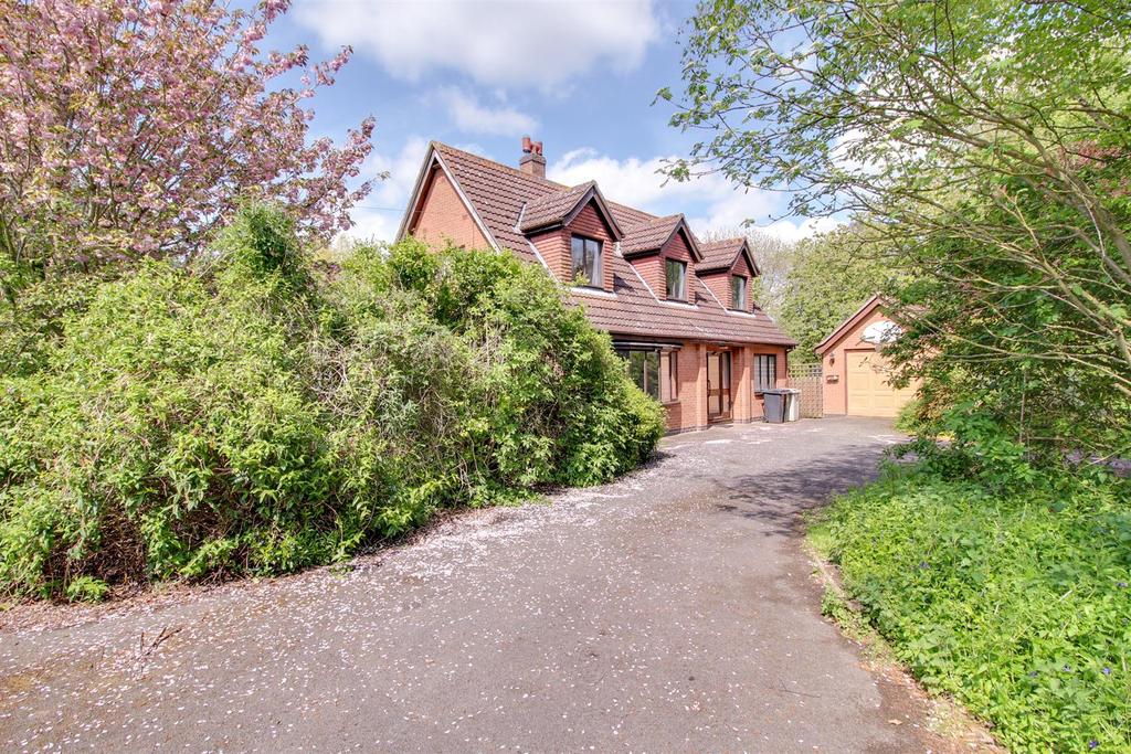 Spilsby Road, Partney 3 bed detached bungalow £375,000