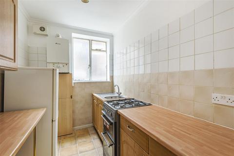 1 bedroom property to rent, Willesden Lane, London, NW2