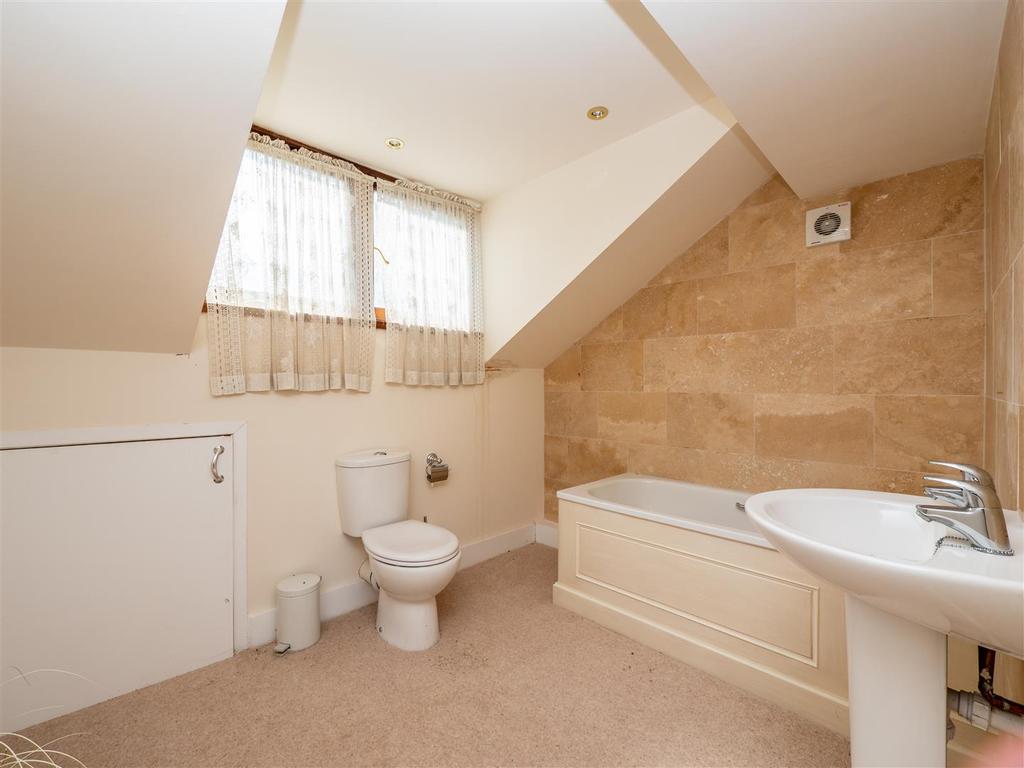 Bathrooms 3.jpg