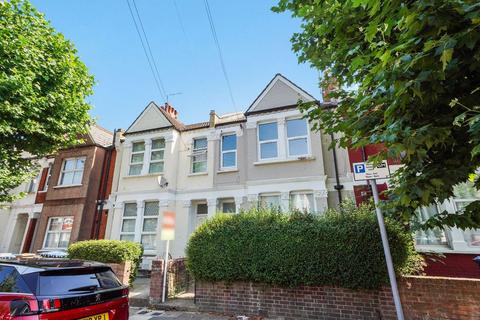 3 bedroom property to rent, Larch Road, Willesden Green, NW2