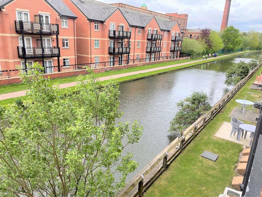 Stott Wharf, Leigh, Lancashire 2 bed flat £110,000