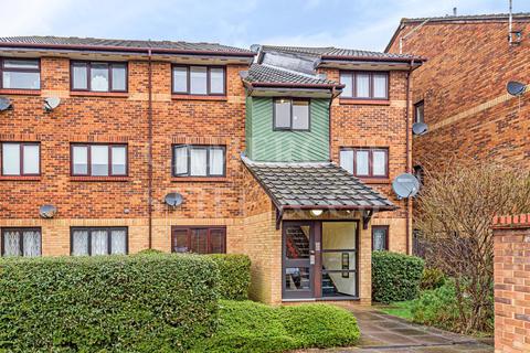 27 Rusper Close, London, NW2 6QS
