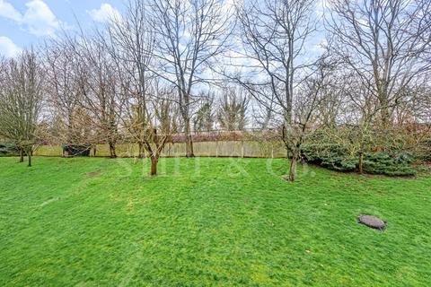 27 Rusper Close, London, NW2 6QS