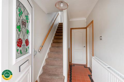 98 Tickhill Road, Doncaster, DN4 8QQ