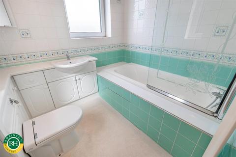98 Tickhill Road, Doncaster, DN4 8QQ