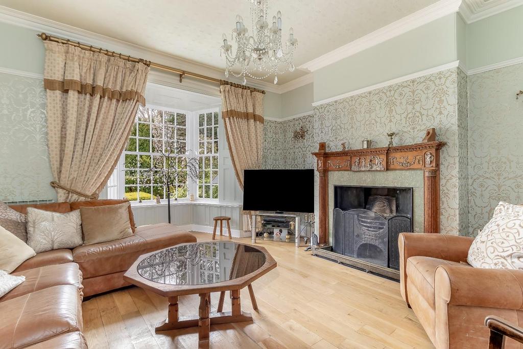Sitting Room.jpg