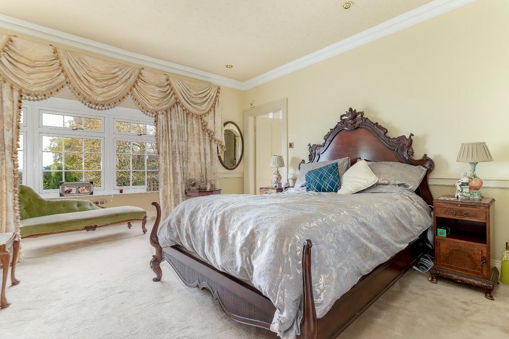 Bedroom 1 - A.jpg