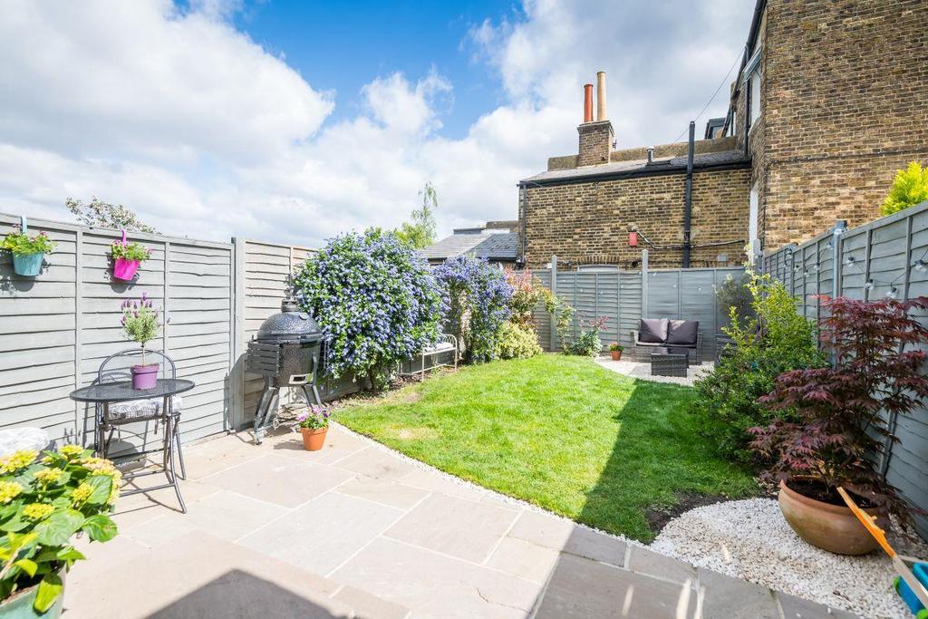 Howbury Road-7.jpg