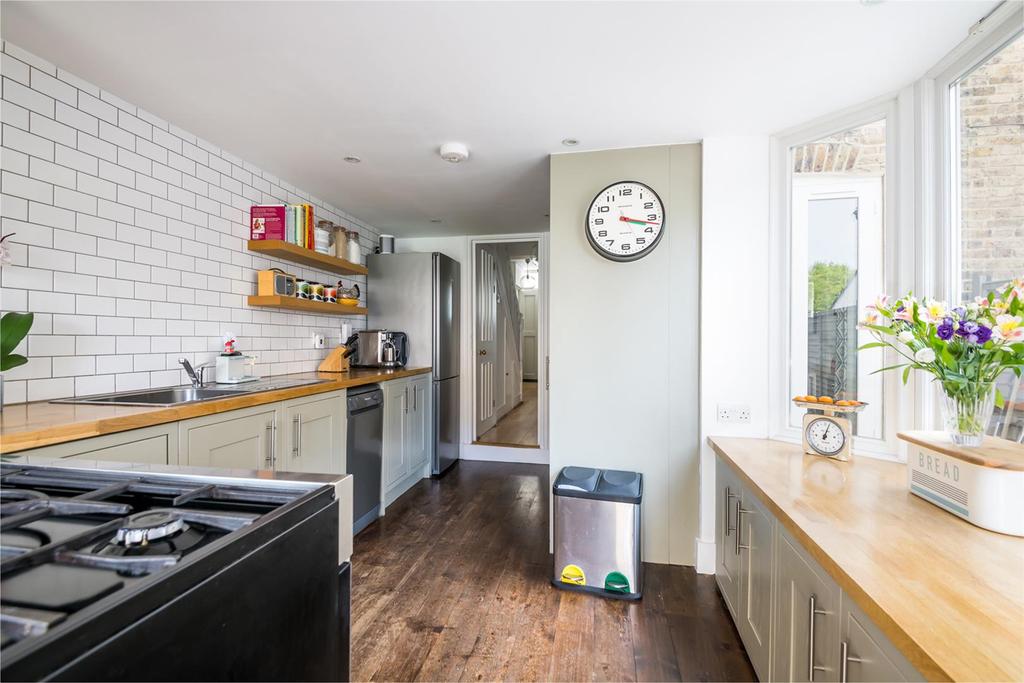 59 Howbury Road-30.jpg