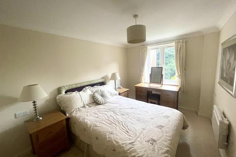 1 bedroom retirement property for sale, Pantygwydr Court, 5 Sketty Road, Swansea