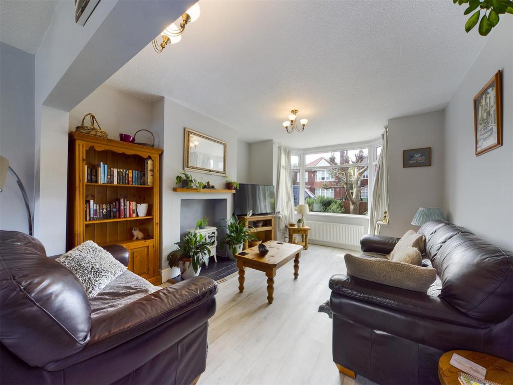 Eighth Avenue, Bridlington 3 bed semidetached house £280,000