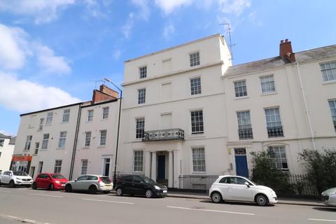 2 bedroom apartment for sale - Grove Place, Leamington Spa