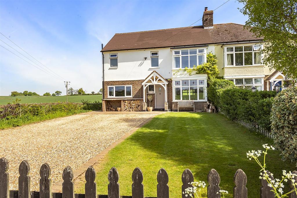 Lye Hill, Breachwood Green 4 bed semidetached house for sale £645,000