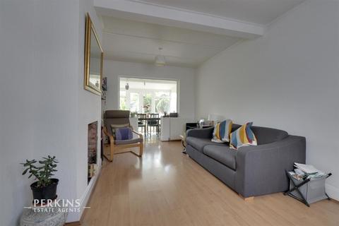 63 Bennetts Avenue, Greenford, UB6 8AZ