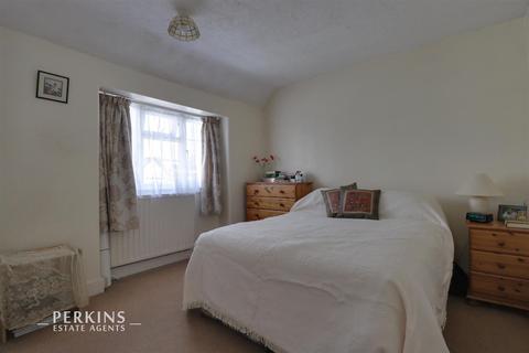 63 Bennetts Avenue, Greenford, UB6 8AZ