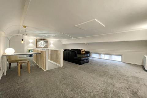 3 bedroom apartment for sale - St. Andrews Close, Rodley, Leeds