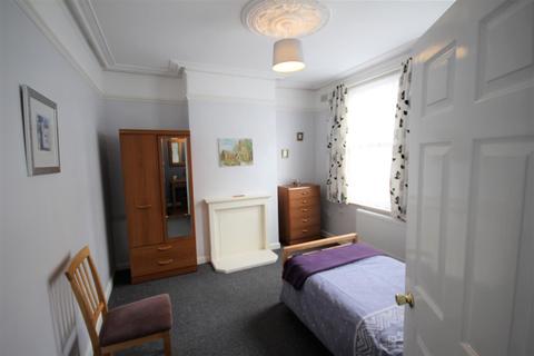 4 bedroom terraced house for sale - Colwyn Road, Northampton