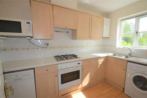 2 bedroom end of terrace house to rent, Grenville Place, Mill Hill, NW7
