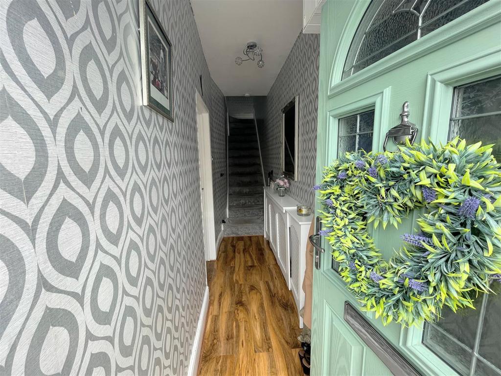 Dunraven Street, Cwmgwrach, Neath 3 bed semidetached house for sale