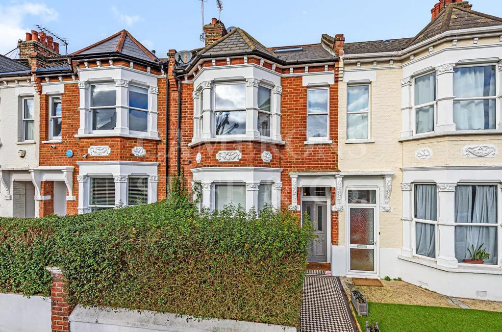 Hartland Road, London, NW6 3 bed flat £799,950