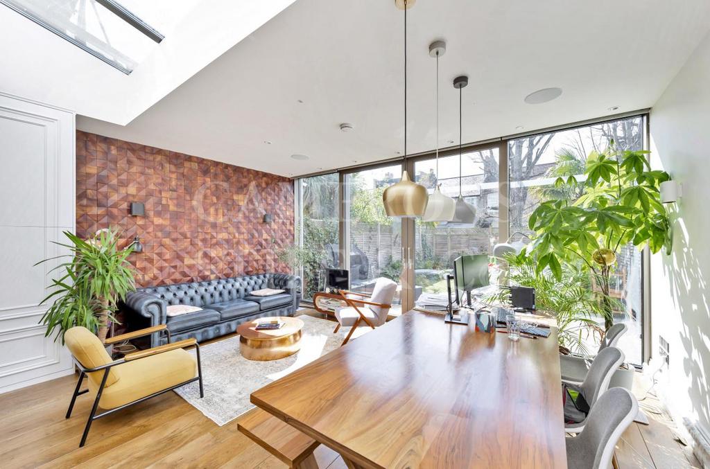 Ellesmere Road, London, NW10 4 bed terraced house for sale £1,200,000