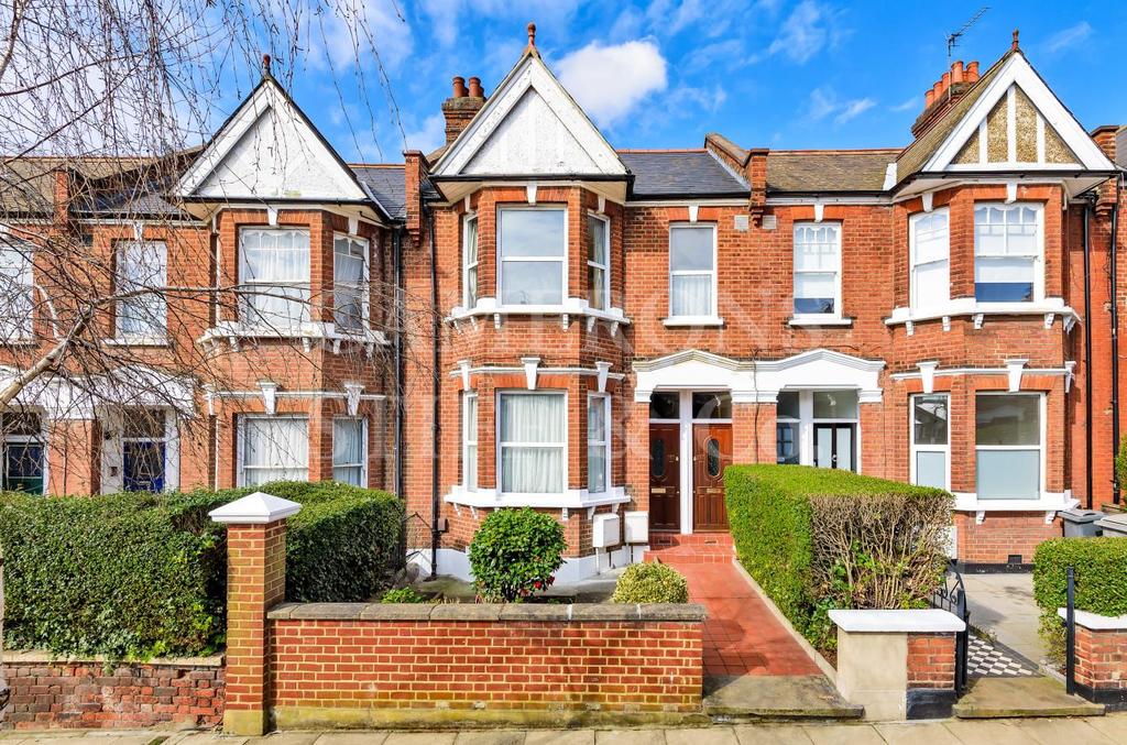 Odessa Road, London, NW10 3 bed flat £525,000