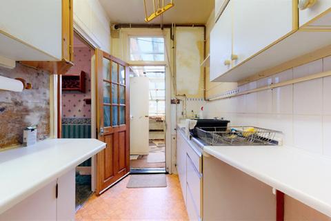 46 Aschurch Road, Croydon, CR0 6JS