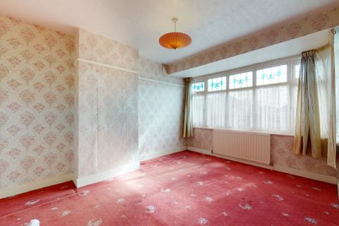 112 Gorseway, Romford, RM7 0RX