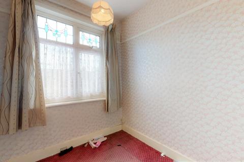 112 Gorseway, Romford, RM7 0RX