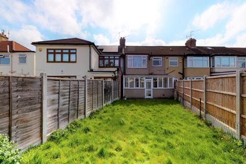 112 Gorseway, Romford, RM7 0RX
