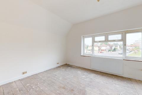 2 Elmerside Road, Beckenham, BR3 4AJ