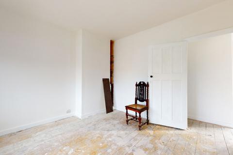 2 Elmerside Road, Beckenham, BR3 4AJ