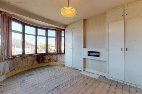 191 Abbs Cross Lane, Hornchurch, RM12 4YQ